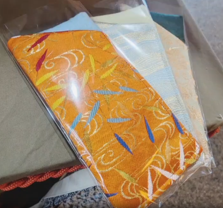 ☆ニットと布小物&アクセサリー展、両国江戸NORENにて好評開催中！