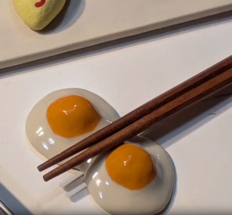 ☆手捻り陶芸展、両国江戸NORENにて好評開催中！