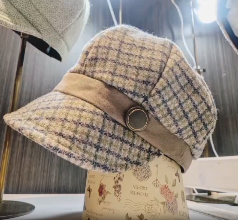 ☆オリジナル帽子展、シャポー本八幡にて好評開催中！