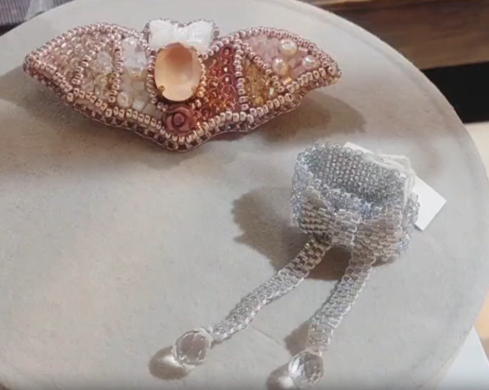 天然石ビーズ刺繍アクセサリー展