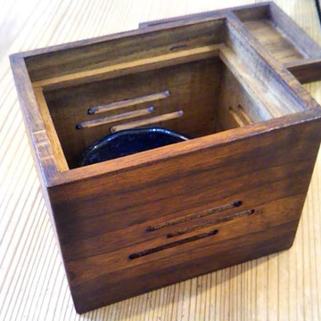 拭き漆で仕上げ