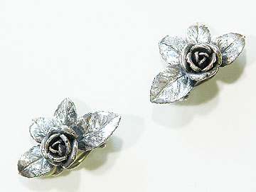 シルバー イヤリング（薔薇）商品写真