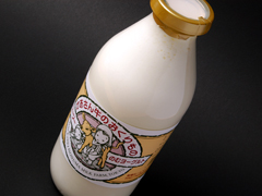 かあさん牛のおくりもの　飲むヨーグルト(オリゴ糖:900cc)　【磯沼牧場】