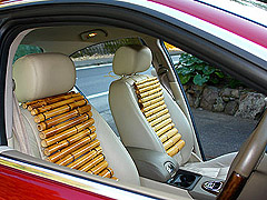 竹の健康家具　車用背もたれ　【梅里竹芸】